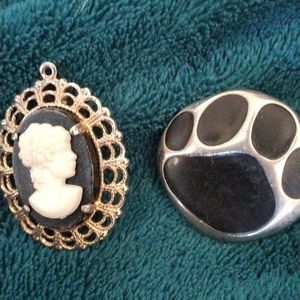 Vintage Cameo and sterling  silver paw